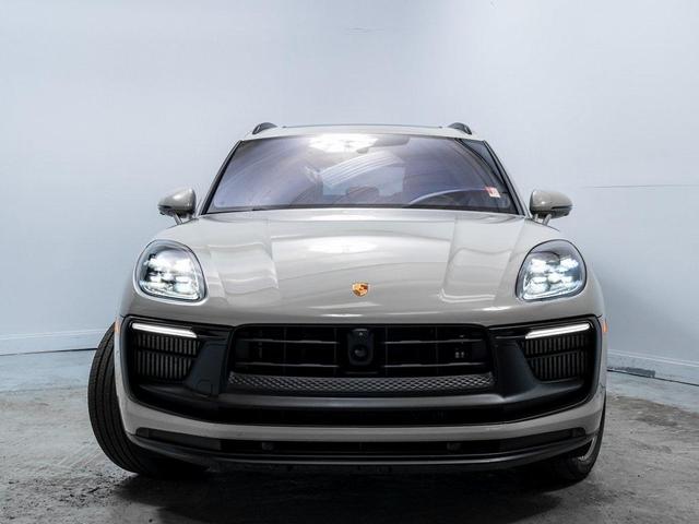 Photo of 2024 Chalk Porsche Macan