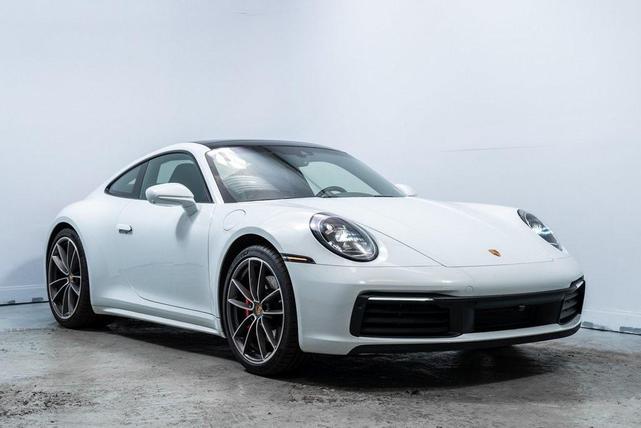 Photo of 2022 Carrara White Metallic Porsche 911