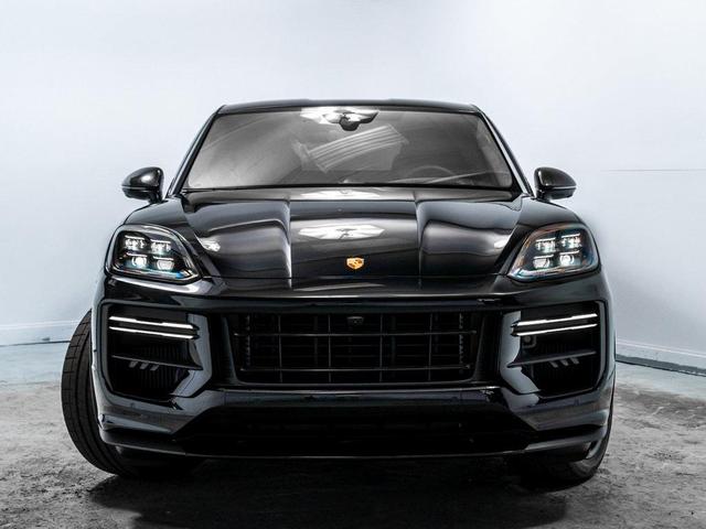 Photo of 2025 Black Metallic Porsche Cayenne