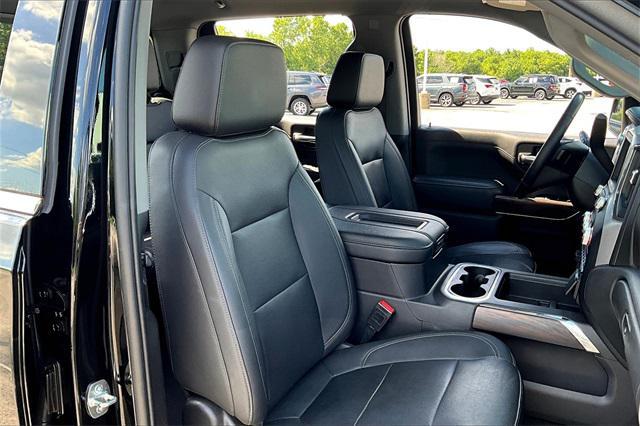 Photo of 2022 Onyx Black GMC Sierra 1500