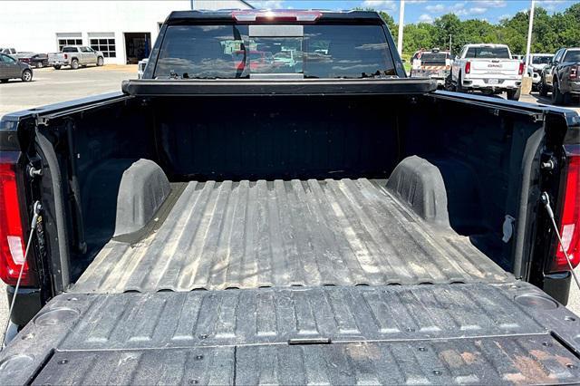 Photo of 2022 Onyx Black GMC Sierra 1500