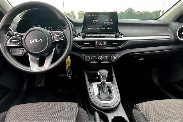 Photo of 2024 Gravity Gray Kia Forte