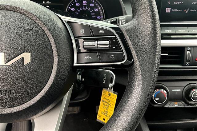 Photo of 2024 Gravity Gray Kia Forte