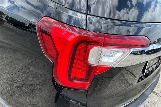 Photo of 2023 Ebony Twilight Metallic GMC Acadia