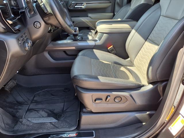 Photo of 2024 Black Chevrolet Silverado 1500
