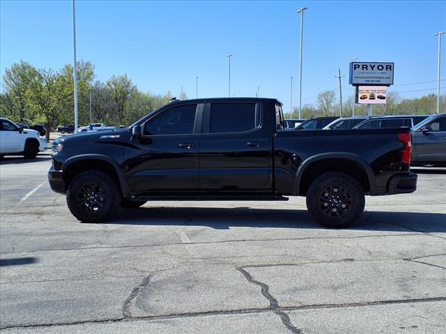 Photo of 2024 Black Chevrolet Silverado 1500