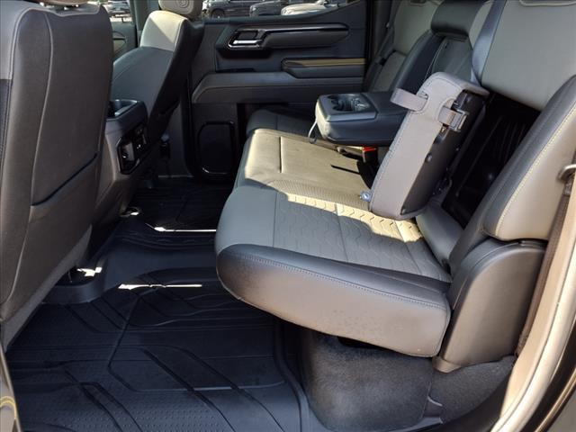 Photo of 2024 Black Chevrolet Silverado 1500