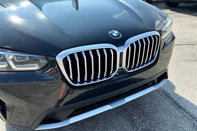 Photo of 2022 Black Sapphire Metallic BMW X3