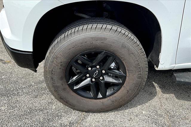 Photo of 2022 Summit White Chevrolet Silverado 1500