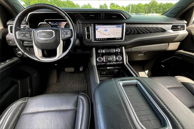Photo of 2021 Summit White GMC Yukon