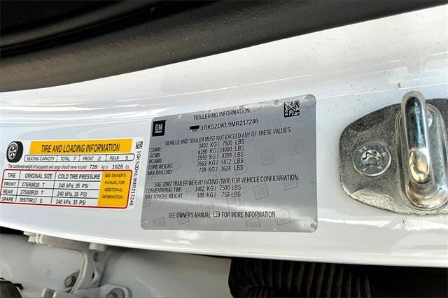 Photo of 2021 Summit White GMC Yukon
