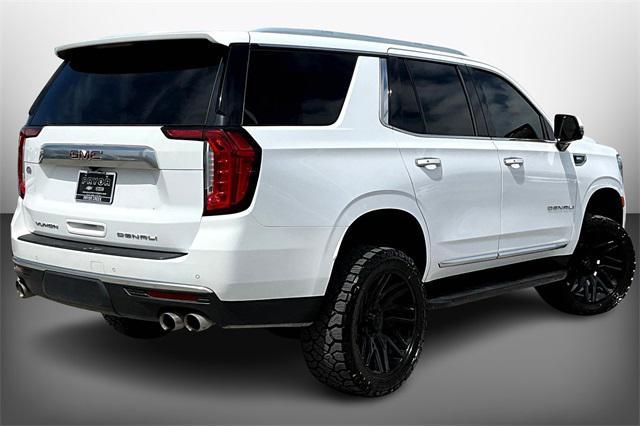 Photo of 2021 Summit White GMC Yukon