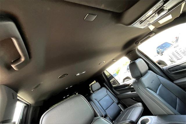 Photo of 2021 Summit White GMC Yukon