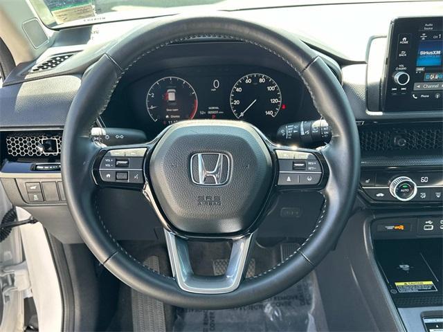 Photo of 2025 Platinum White Honda CR-V