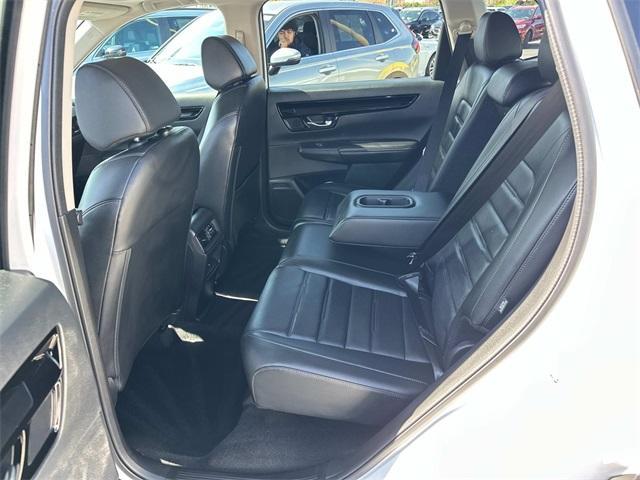 Photo of 2025 Platinum White Honda CR-V