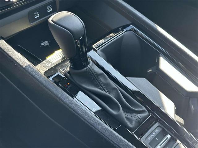 Photo of 2025 Urban Gray Pearl Honda Accord Hybrid