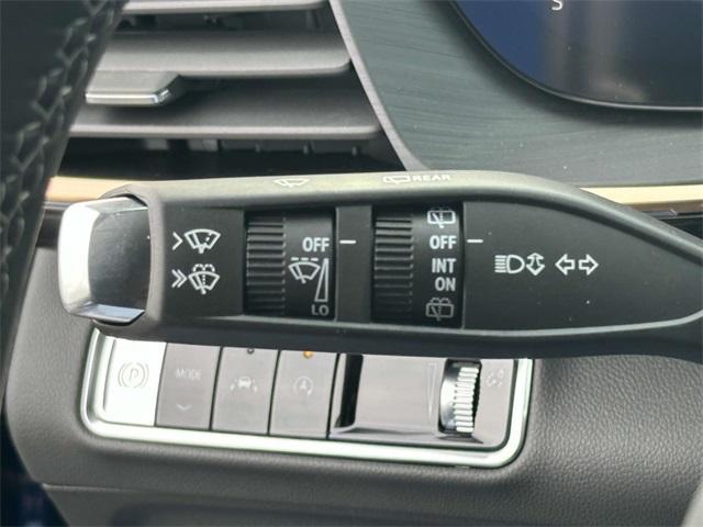Photo of 2025 Calypso Blue Metallic Buick Envision