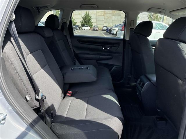 Photo of 2025 Urban Gray Pearl Honda CR-V