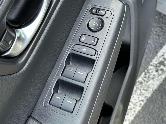 Photo of 2025 Urban Gray Pearl Honda CR-V