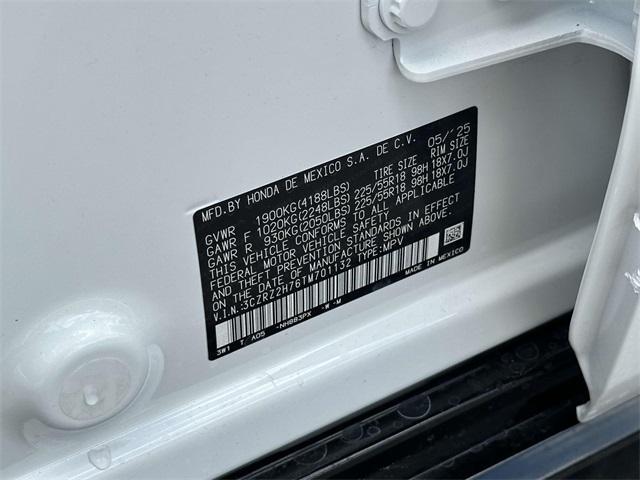 Photo of 2026 Platinum White Pearl Honda HR-V