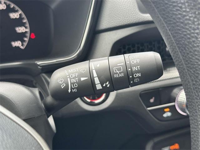 Photo of 2025 Platinum White Honda CR-V