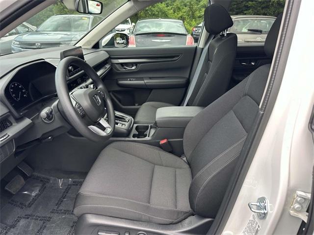 Photo of 2025 Platinum White Honda CR-V