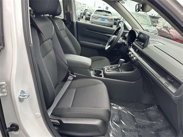 Photo of 2025 Platinum White Honda CR-V