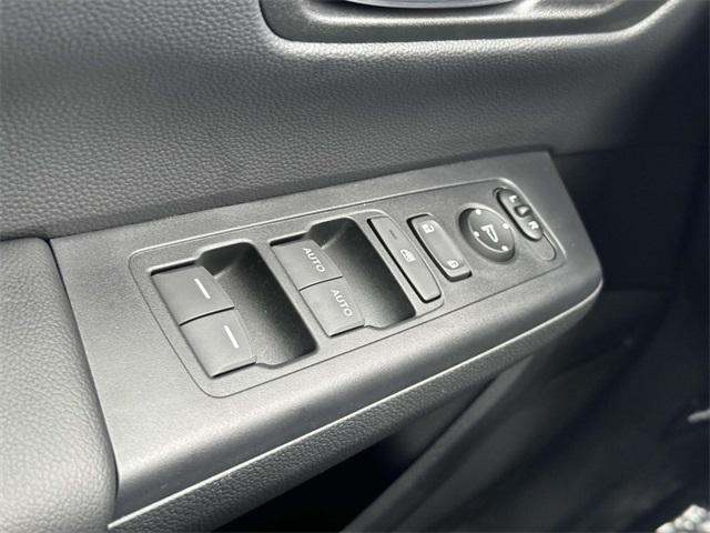 Photo of 2025 Platinum White Honda CR-V