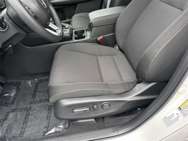 Photo of 2025 Platinum White Honda CR-V