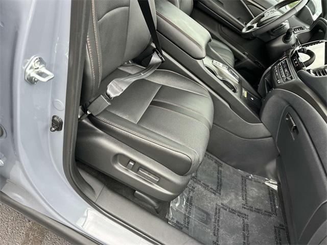 Photo of 2025 Sonic Gray Pearl Honda Passport