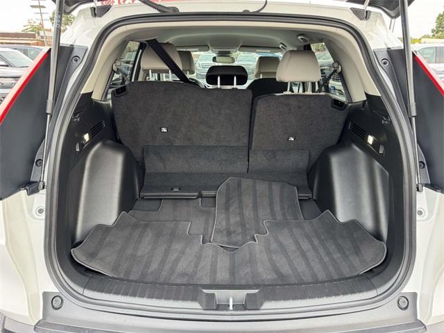 Photo of 2025 Platinum White Honda CR-V