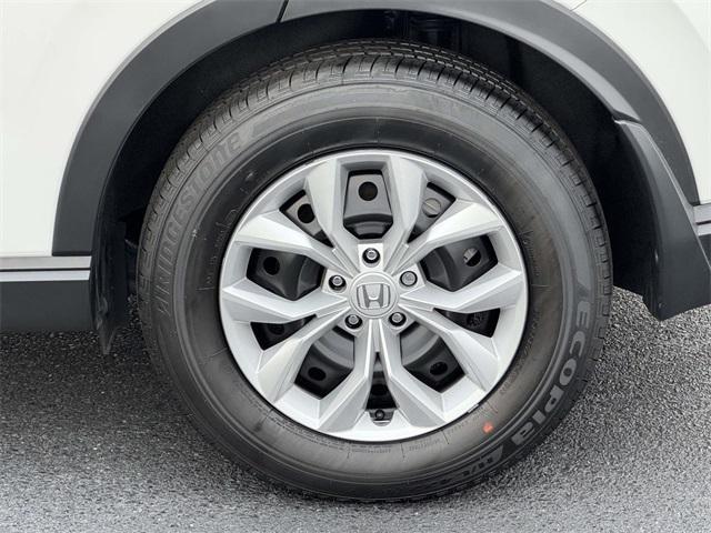 Photo of 2025 Platinum White Honda CR-V