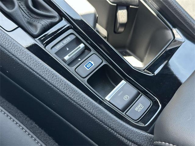 Photo of 2025 Solar Silver Metallic Honda Accord Hybrid