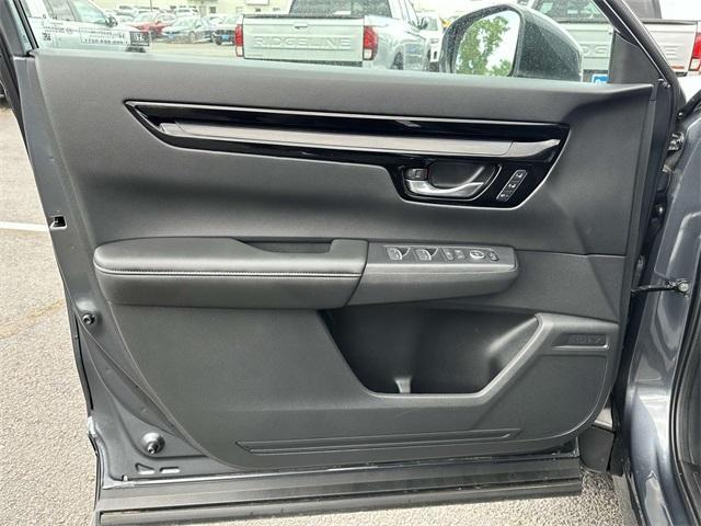 Photo of 2025 Meteorite Gray Metallic Honda CR-V