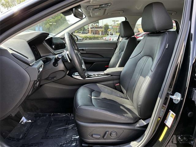 Photo of 2020 Nocturne Black Hyundai SONATA Hybrid