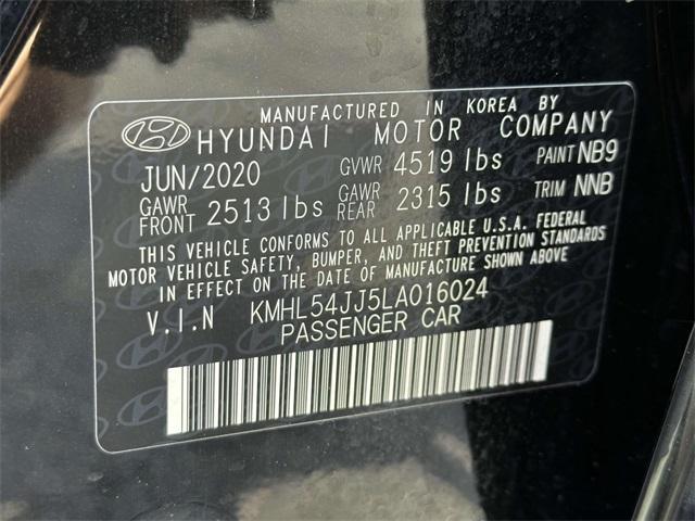 Photo of 2020 Nocturne Black Hyundai SONATA Hybrid