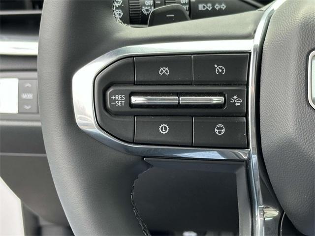 Photo of 2025 White Frost Tri-Coat GMC Acadia