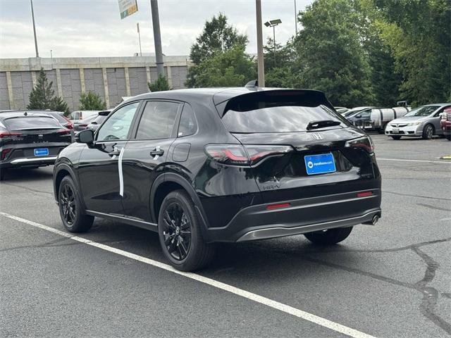 Photo of 2026 Crystal Black Pearl Honda HR-V