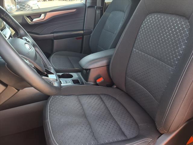 Photo of 2023 Vapor Blue Ford Escape