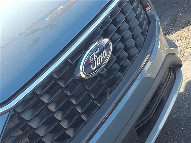 Photo of 2023 Vapor Blue Ford Escape