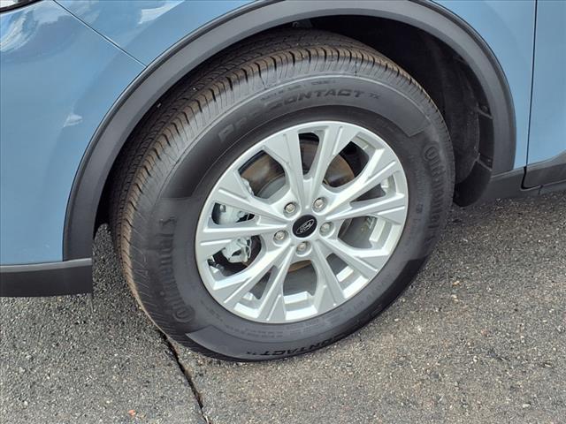Photo of 2023 Vapor Blue Ford Escape