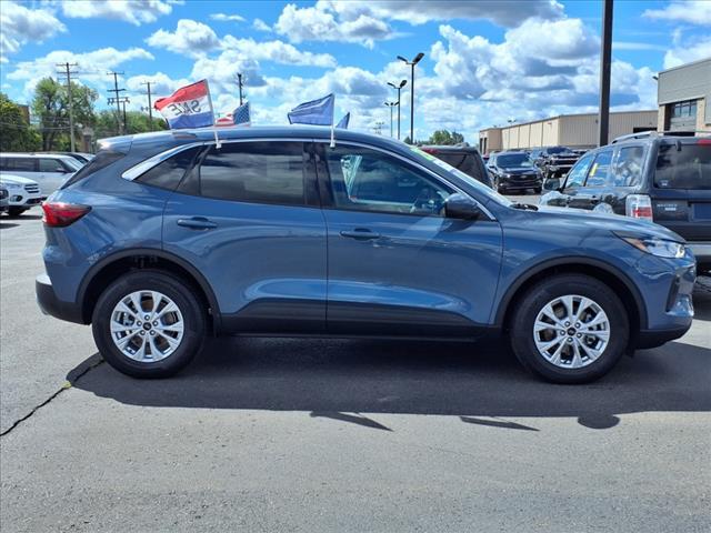 Photo of 2023 Vapor Blue Ford Escape