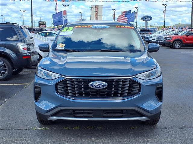 Photo of 2023 Vapor Blue Ford Escape