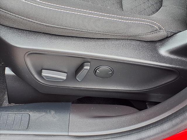 Photo of 2023 Rapid Red Metallic Tinted Clearcoat Ford Escape