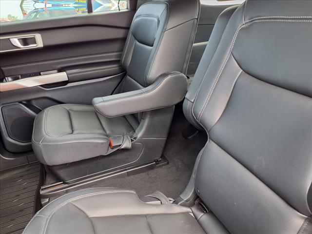 Photo of 2022 Stone Blue Ford Explorer