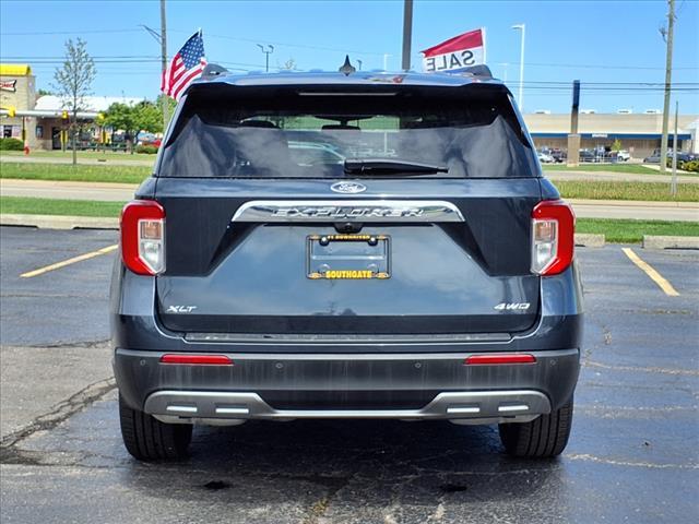 Photo of 2022 Stone Blue Ford Explorer