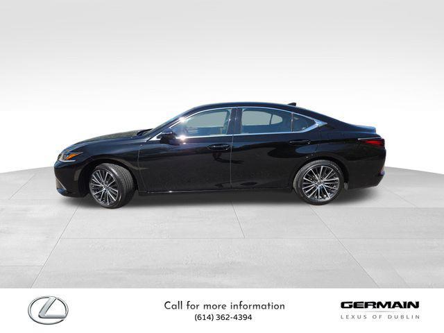 Photo of 2025 Obsidian Lexus ES 350