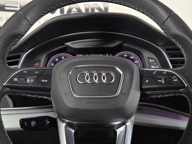 Photo of 2024 Gray Audi Q7