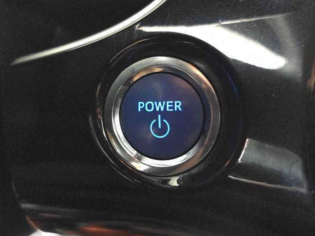 Photo of 2018 Midnight Black Metallic Toyota Prius