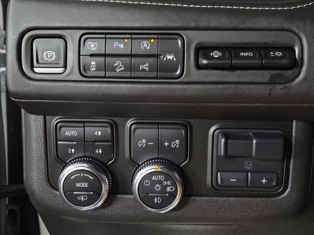 Photo of 2024 White Frost Tricoat GMC Yukon